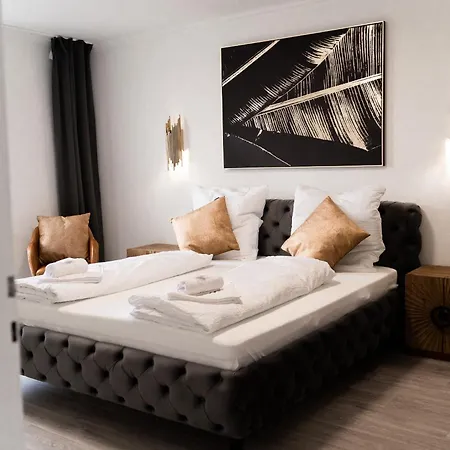 Junik Im Stadtzentrum * Duisburg