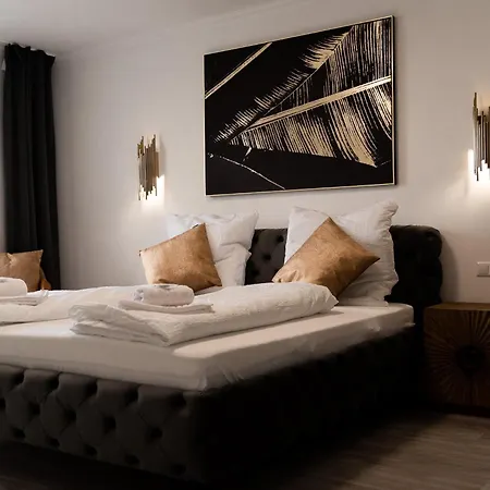 Junik Im Stadtzentrum *