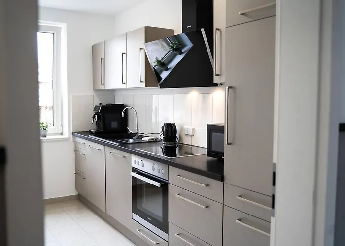 Lägenhet Junik Im Stadtzentrum