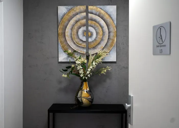 Junik Im Stadtzentrum * Duisburg