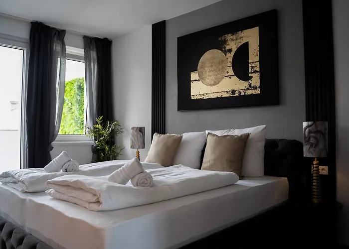 Junik Im Stadtzentrum *